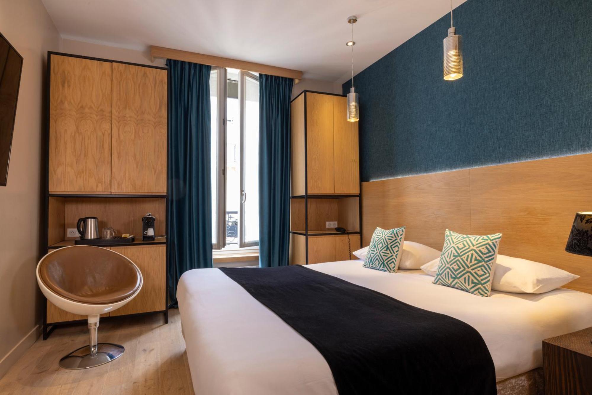Deluxe Room,1708067085:JPEG